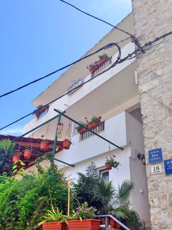 Ana Tudor Apartments Hvar Town Exterior photo